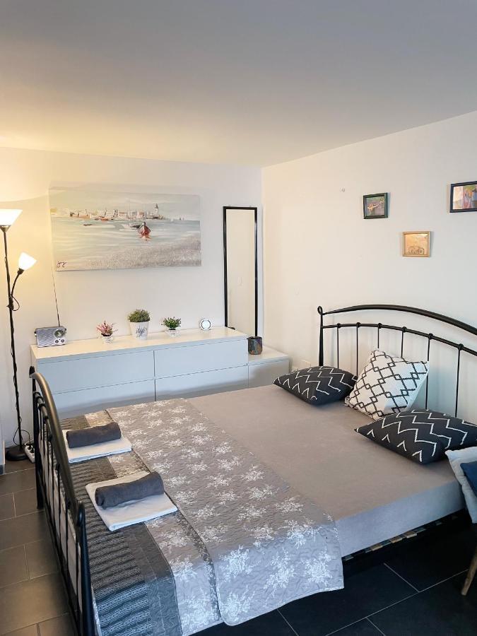 Studio & Apartment Biograd Paszman Биоград на Мору Екстериор снимка