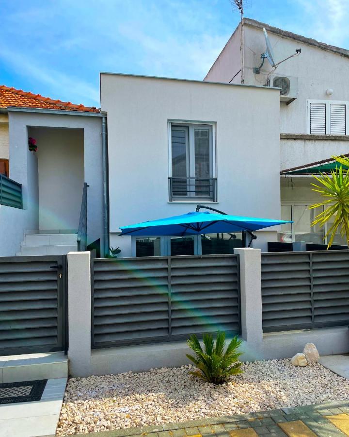 Studio & Apartment Biograd Paszman Биоград на Мору Екстериор снимка