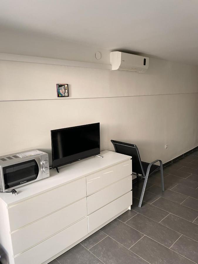 Studio & Apartment Biograd Paszman Биоград на Мору Екстериор снимка